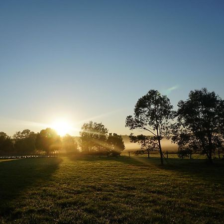 Narangba Motel Buitenkant foto